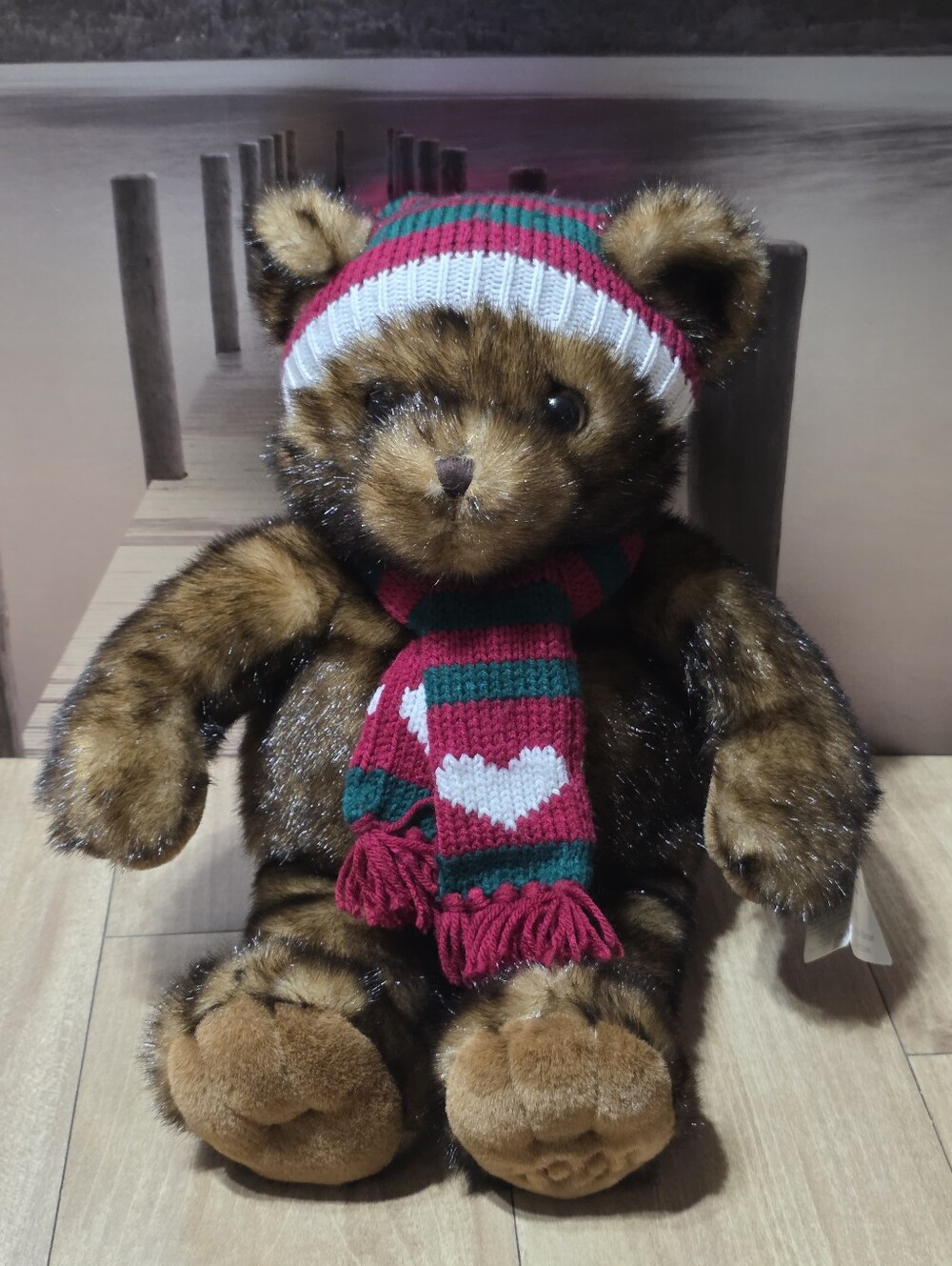 Dillard's Retired 2001 Christmas Bear Red Green Knit Hat & Scarf  Premium Plush